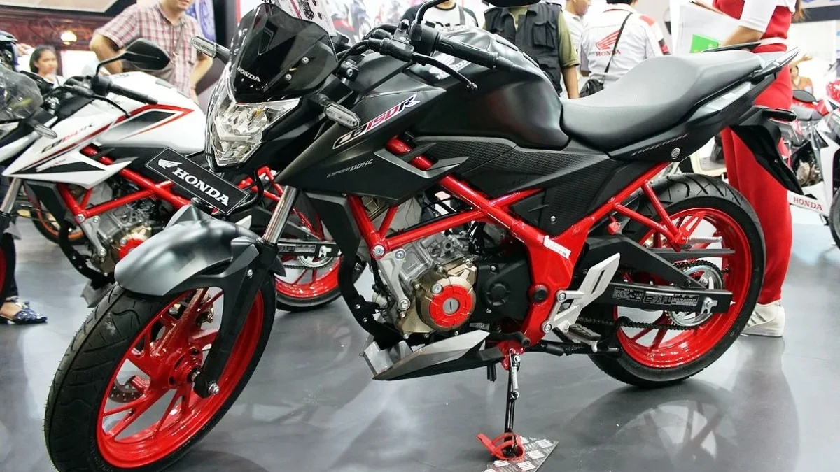 Cara Mengganti Mechanical Seal Honda CB150R yang Rusak dengan Mudah