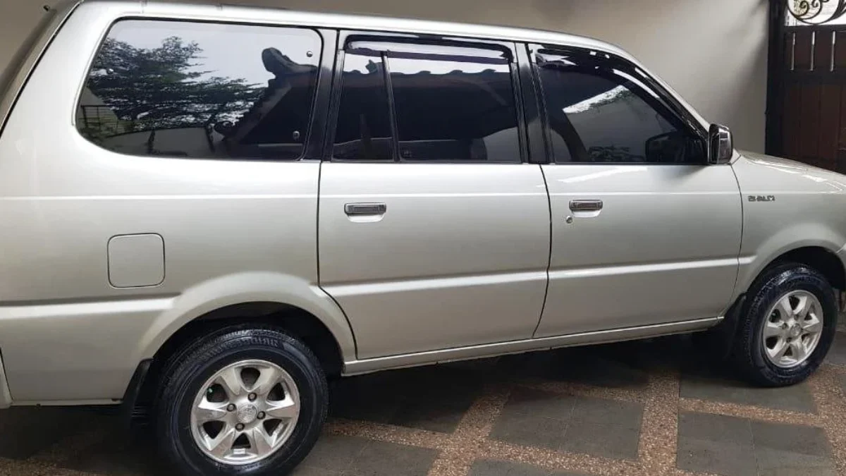 5 Tips Memilih Aksesoris Unik untuk Mobil Kijang LGX agar Tampil Beda