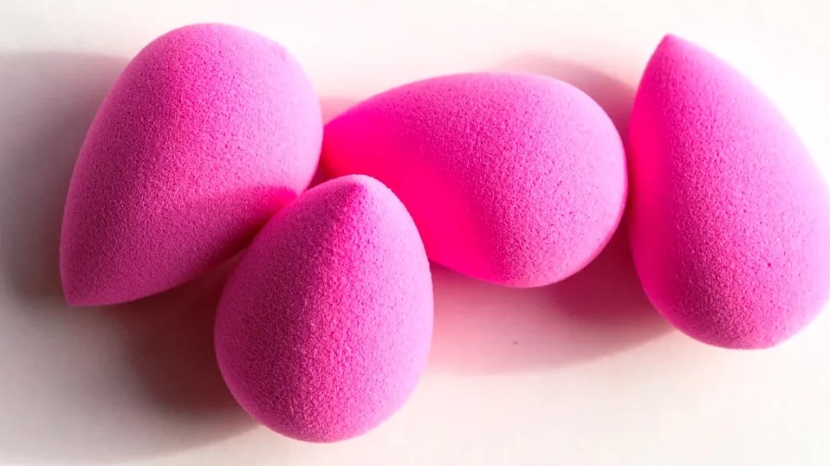 Inilah 4 Cara Mudah Membersihkan Spons Make Up dengan Bahan Rumahan