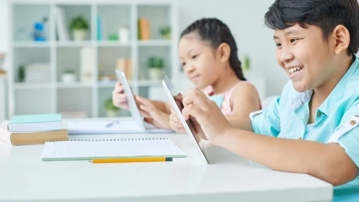 6 Tips untuk Membantu Anak Belajar di Rumah saat Pandemi