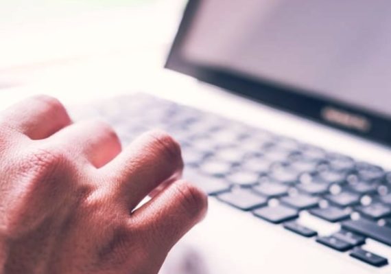 Tips Membuat CV Lamaran Kerja yang Menarik di Mata HRD