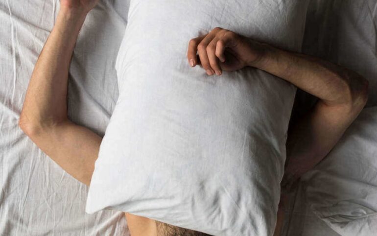 Begini Cara Mengatasi Ketindihan Ketika Tidur