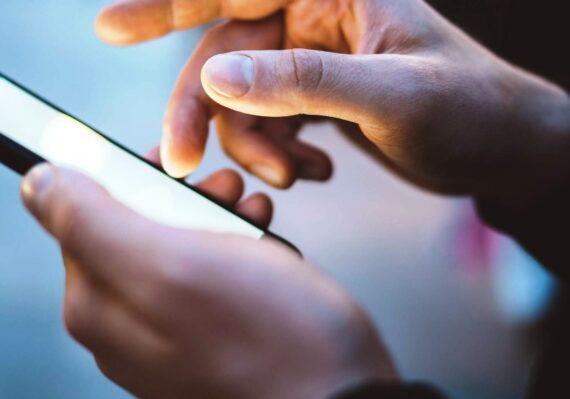 Inilah Cara Hutang Pulsa Telkomsel yang Bisa Kamu Coba Saat Darurat