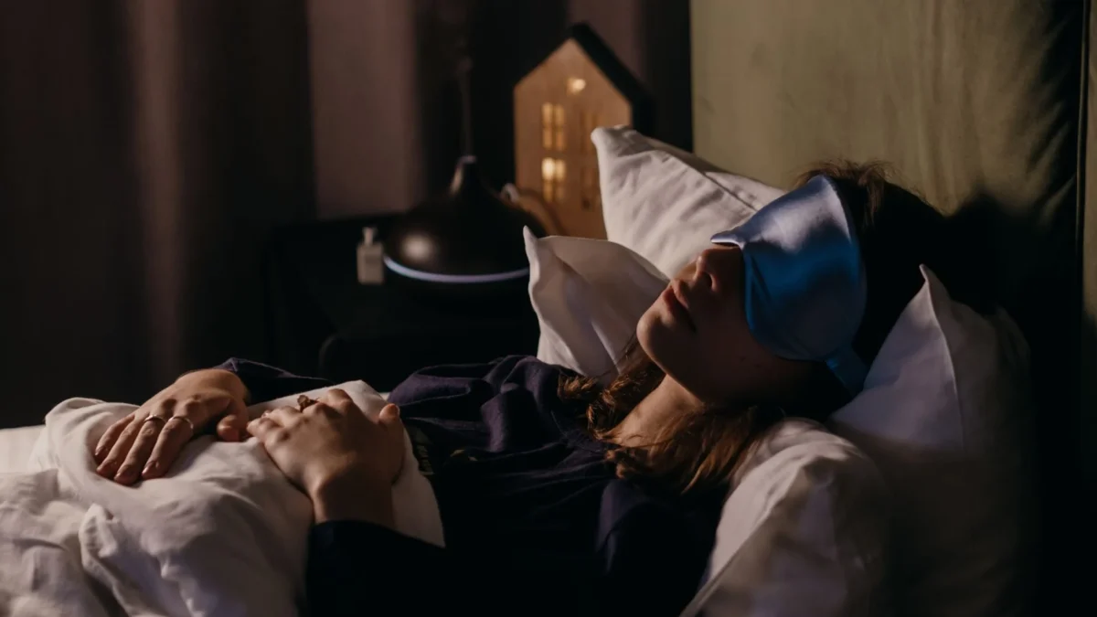 Rutinitas Sebelum Tidur Malam yang Bikin Tidur Nyenyak